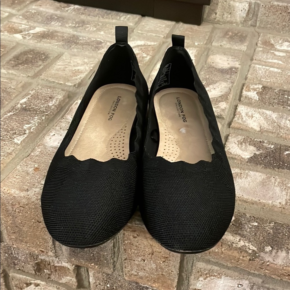 London Fog flat black slip on shoes. Size 9